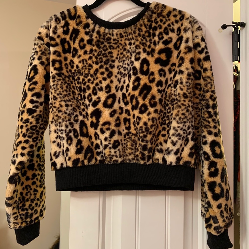 Forever 21 furry cheetah print sweatshirt